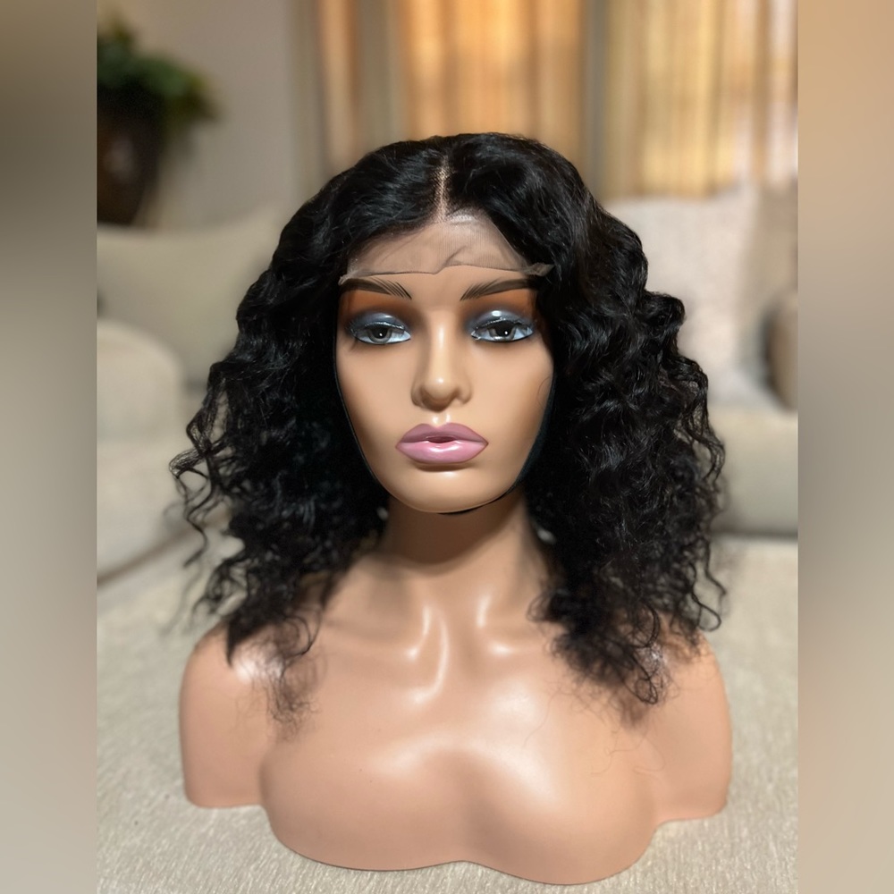 Wig - Picture 3 of 6